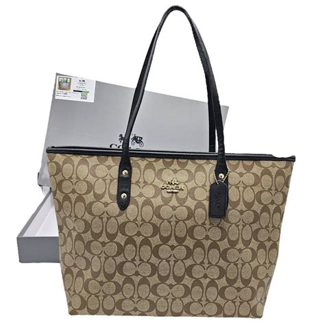 coach signature town tote